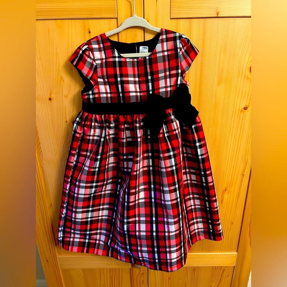 Carter’s size 5T Christmas dress.